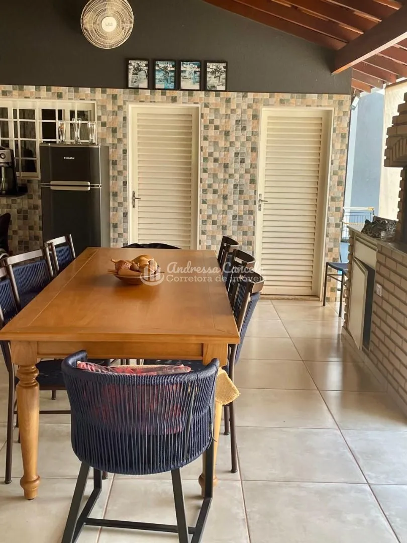 Imagem Casa com 3 dormitórios à venda, 200 m² por R$ 880.000 - Jardim Maria Cândida - São José do Rio Preto/SP