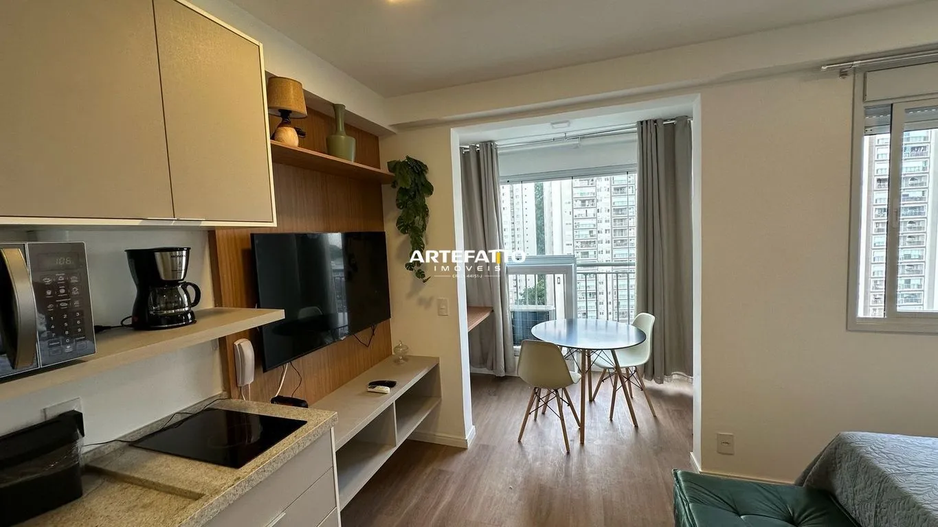 Imagem Studio Mobiliado com 25 mts ao lado metro - Vista Livre para Piscinas
