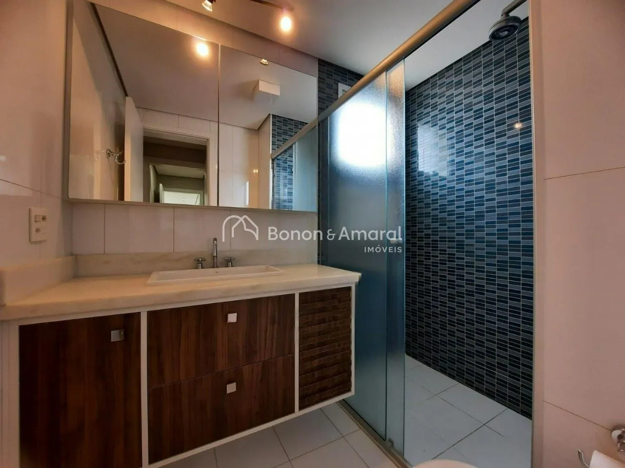 Imagem Apartamento para venda com 3 dormitórios e 1 suíte master, 2 vagas de garagem, 119 m² no Taquaral