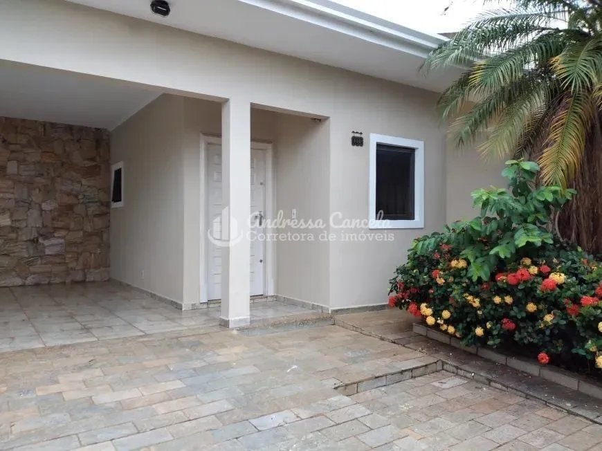 Foto do imóvel Casa com 3 dormitórios à venda, 226 m² por R$ 950.000,00 - Jardim Tarraf II em Jardim Tarraf II, São José do Rio Preto - SP