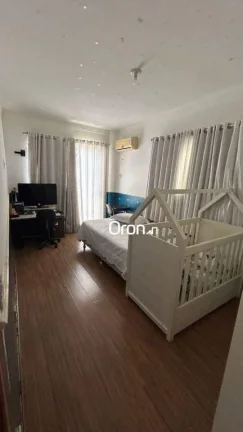 Imagem Sobrado à venda, 280 m² por R$ 2.250.000,00 - Jardins Madri - Goiânia/GO