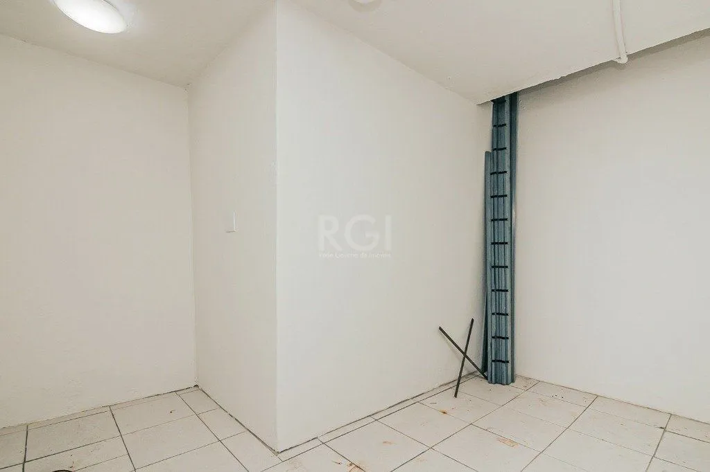 Imagem Predio para Venda - 241.18m², 0 dormitórios, Petrópolis
