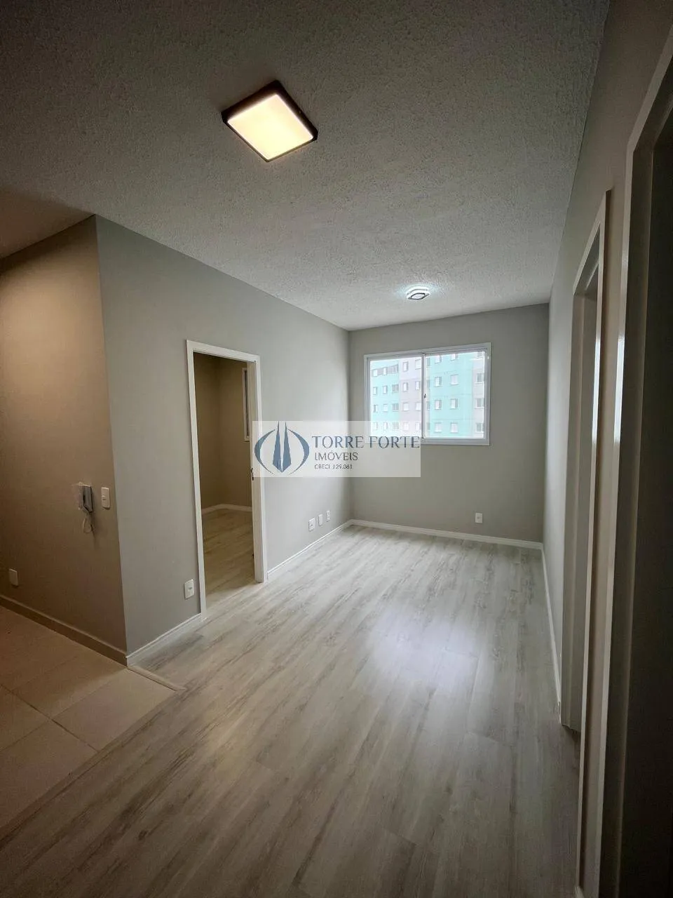 Imagem Apartamento com 2 dormitórios em Ferraz de Vasconcelos 