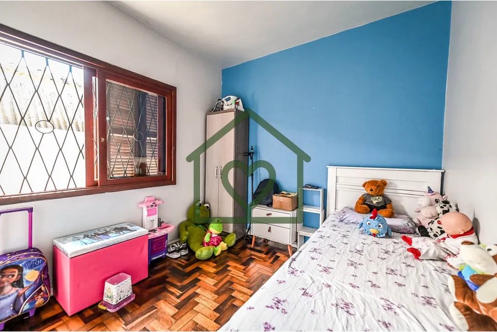 Imagem Se você busca uma casa acolhedora e bem localizada em Porto Alegre, a oportunidade ideal está aqui...