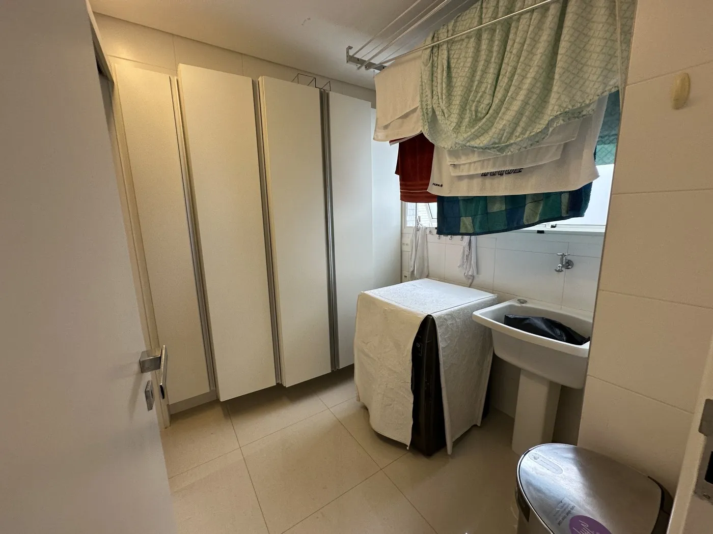 Imagem Apartamento para Locação, Centro, 4 dormitórios, 3 suítes, 4 banheiros, 2 vagas