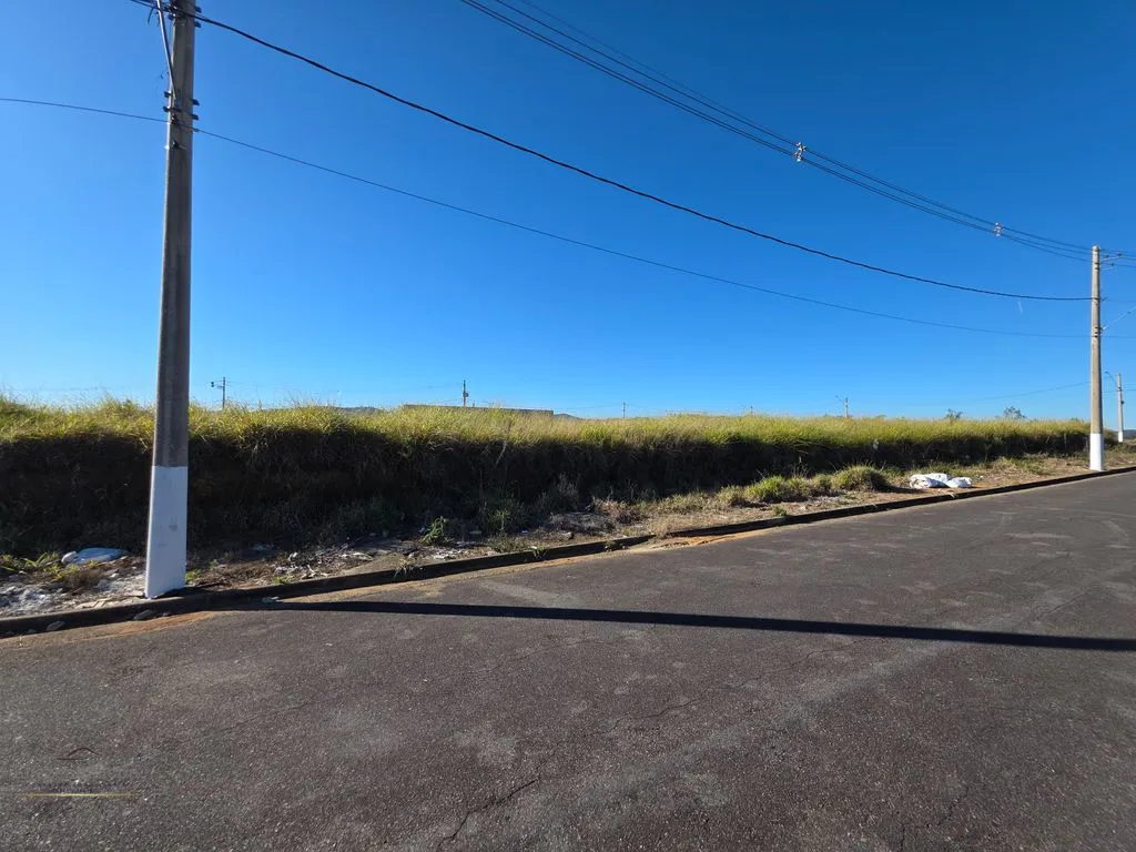 Imagem Terreno a Venda no Bairro Montreal em Poços de Caldas