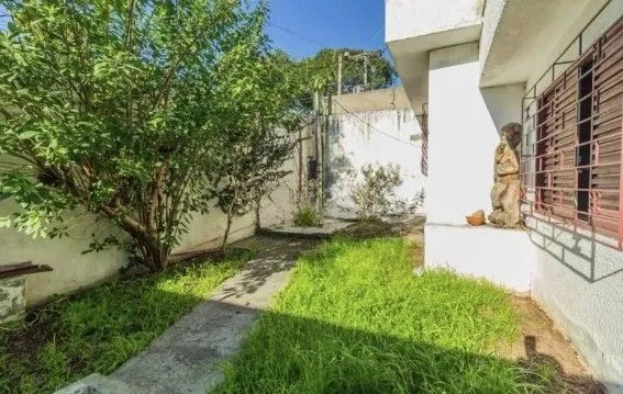 Imagem Casa para Venda - 308m², 3 dormitórios, sendo 1 suites, 2 vagas - Coronel Aparício Borges