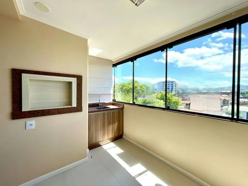 Imagem Apartamento 3 dormitórios à venda no Bairro Tristeza - Porto Alegre
