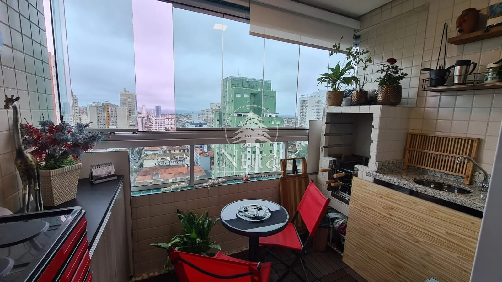 Imagem Apartamento de 2 quartos, 115m² no bairro Itararé, em São Vicente