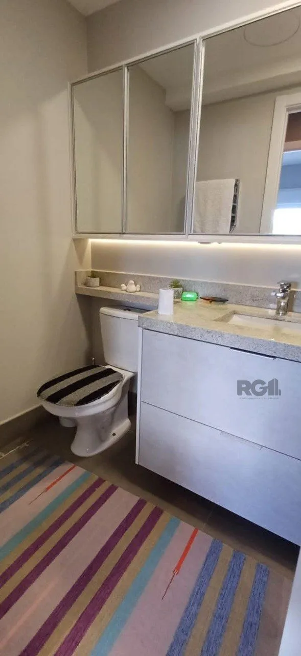 Imagem 2D com suite e infra completa.