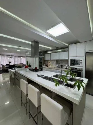 Imagem Apartamento Garden com 3 dormitórios à venda, 351 m² por R$ 5.388.481,96 - Centro - Balneário Camboriú/SC