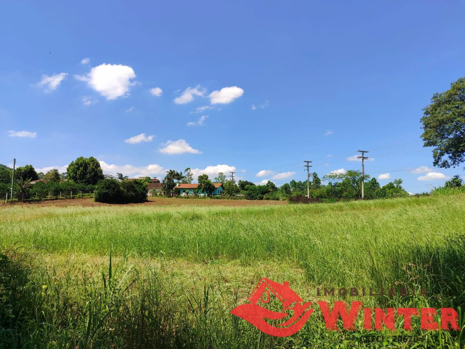 Imagem Área plana de 5.408,47m² junto ao Distrito Industrial de Bom Princípio.