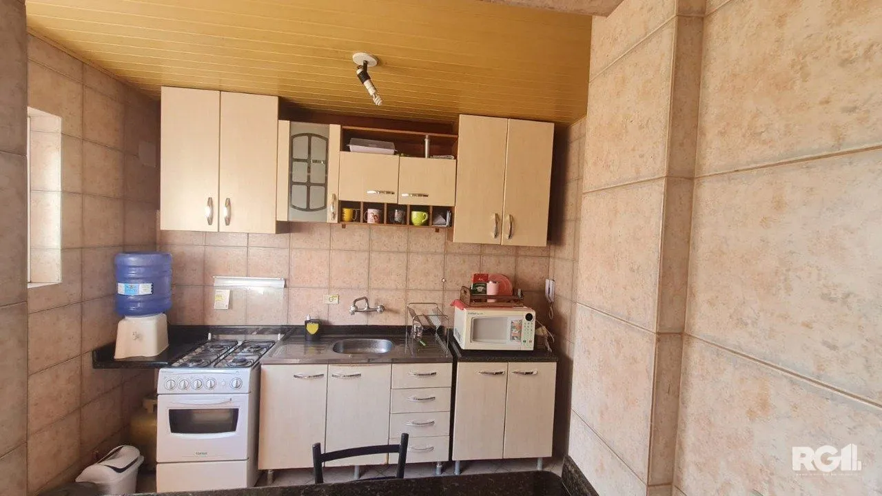 Imagem APARTAMENTO DE 2 DORMITÓRIOS AMPLO E MOBILIADO NA CIDADE BAIXA
