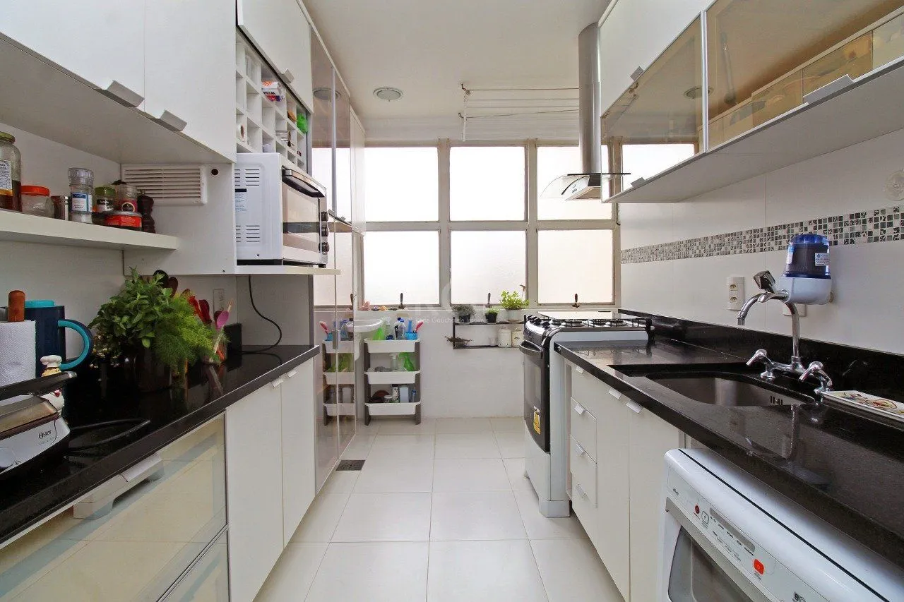 Imagem Apartamento 2 dormitórios, no bairro Floresta, Porto Alegre/RS