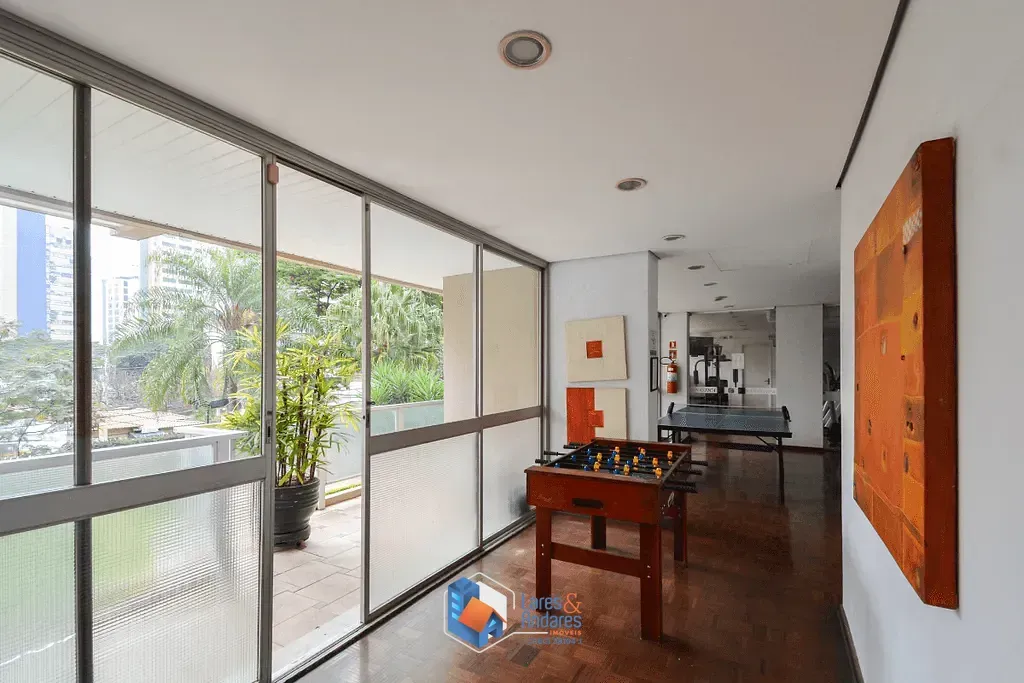 Imagem Apartamento à venda 4 Quartos 1 Suite 2 Vagas 143M² Moema São Paulo - SP