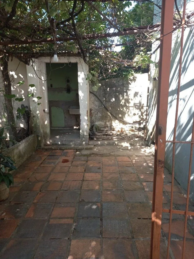 Imagem Casa para Venda - 345.22m², 3 dormitórios, 3 vagas - Teresópolis