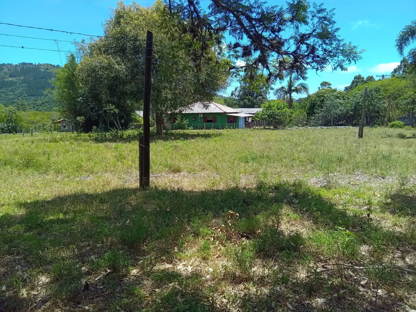 Imagem Lindo Sitio com 13 mil metros com casa !