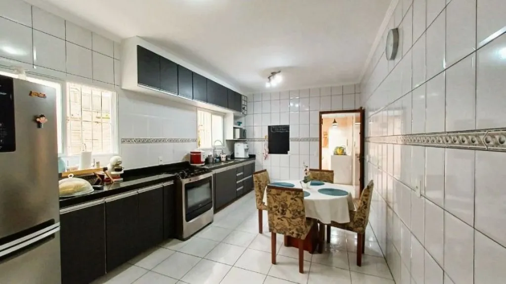Imagem CASA COM 120,00 m² - GUILHERMINA - PRAIA GRANDE SP