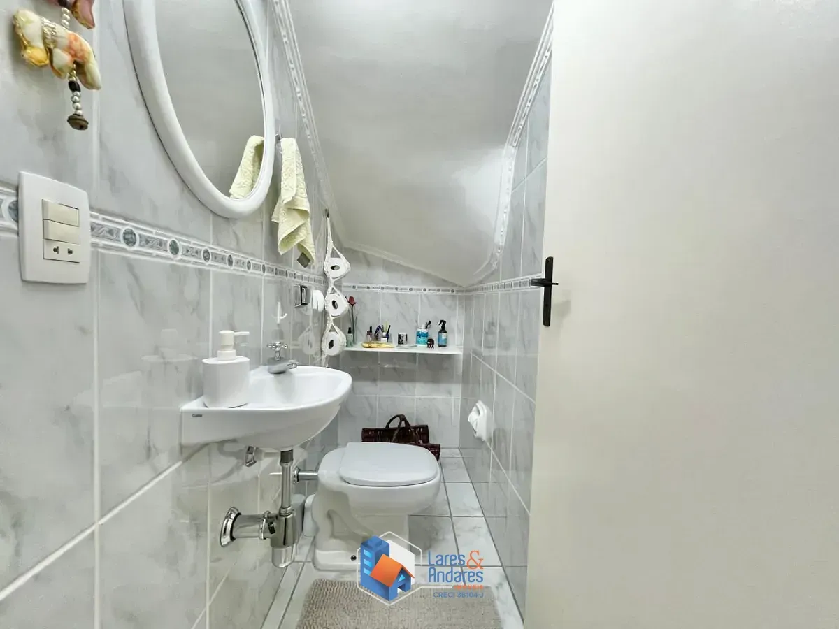 Imagem Sobrado para venda em Chácara Mafalda com 3 quartos, sendo 1 suíte, 141m²
