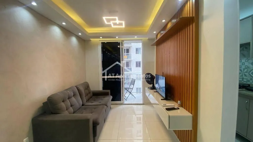 Imagem Apartamento 2 quartos em Todos os Santos, Rio de Janeiro, com varanda e vista para piscina