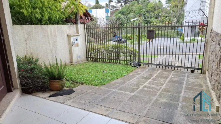 Imagem Sobrado 03 quartos c/suíte, ático, churrasqueira, Mercês/São Francisco em Curitiba PR