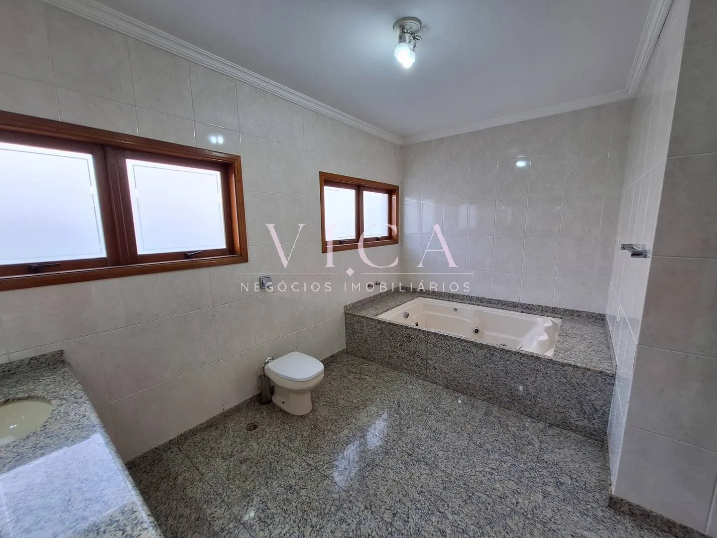 Imagem Alphaville 4|Casa 365m² 4 dorms, 2 suítes, piscina e area gourmet|R$ 14.350