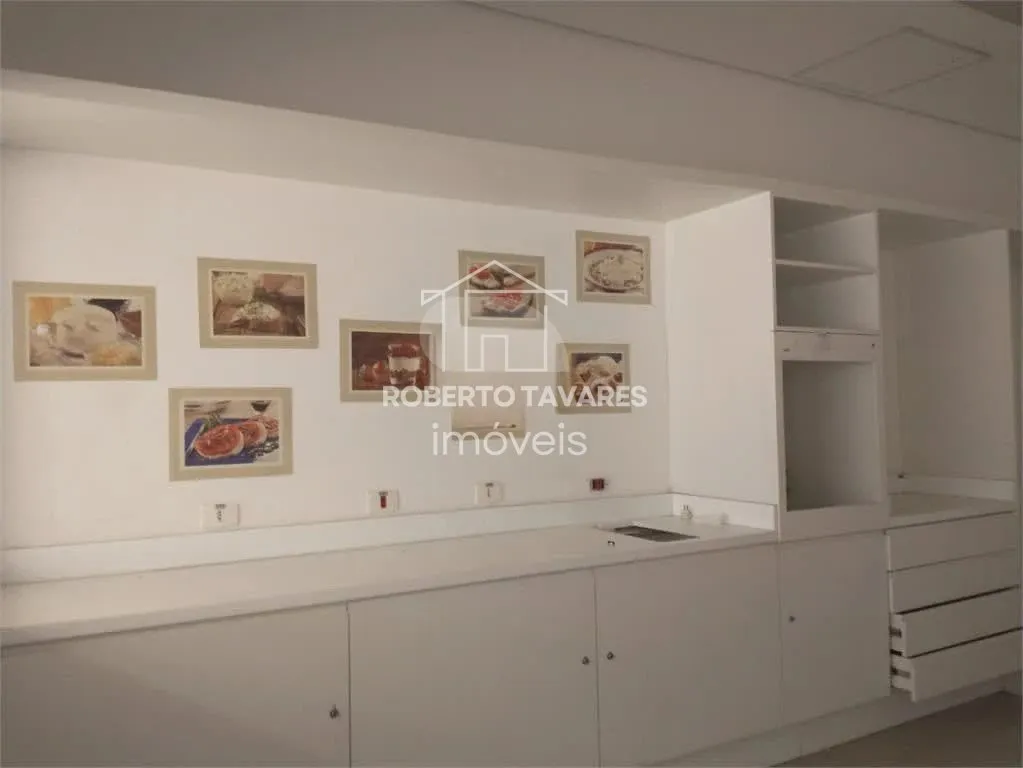 Imagem Galpão comercial para locação Butantã - com 1.268m² de área útil - 10 Salas, 10 vagas de garagens.