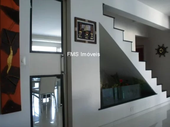 Imagem Apartamento de Luxo em Perdizes, São Paulo-SP: 3 Quartos, 1 Suíte, 2 Salas, 3 Banheiros, 2 Vagas, 274m² - Venda ou Locação!
