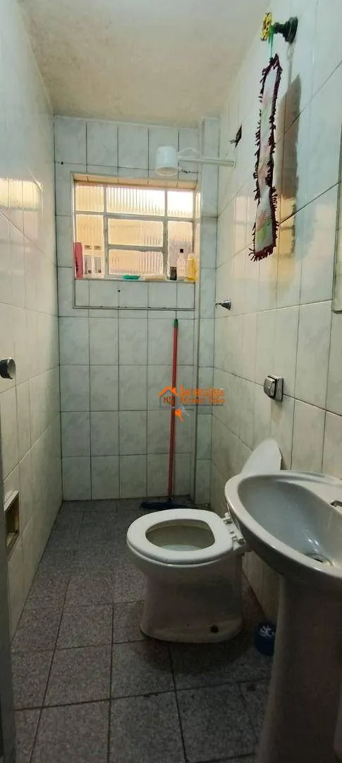 Imagem Casa com 6 dormitórios à venda, 250 m² por R$ 615.000,00 - Parque Continental - Guarulhos/SP