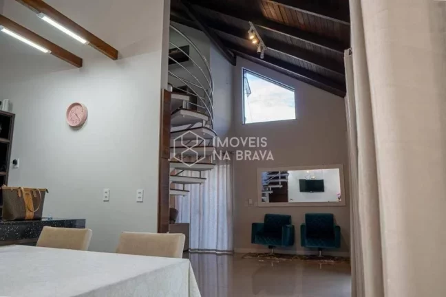 Imagem CASA 3 QUARTOS - LOCAÇÃO - PRAIA BRAVA - ITAJAI/SC