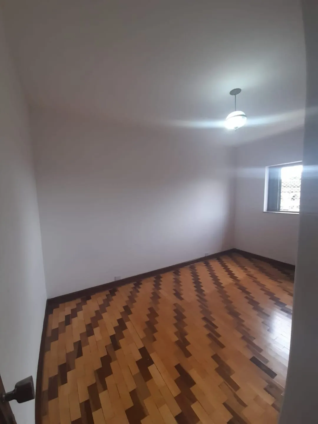 Imagem Casa à venda 3 Quartos, 1 Suite, 2 Vagas, Centro, Pindamonhangaba - SP