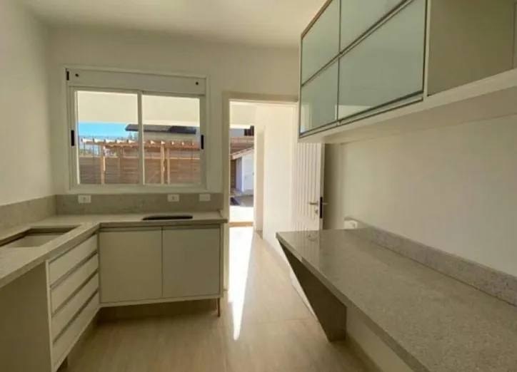 Imagem Casa com 3 dormitórios para alugar, 220 m² por R$ 18.000,00/mês - Jurerê Internacional - Florianópolis/SC