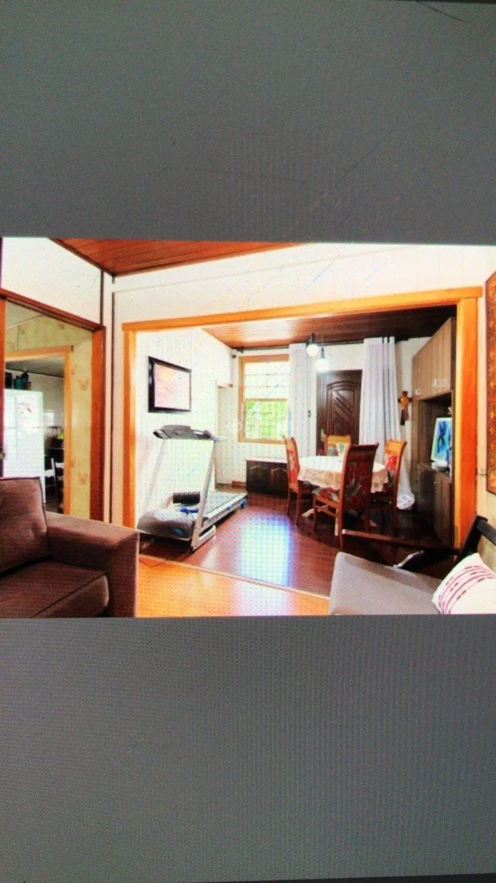 Imagem Casa para Venda - 247.5m², 3 dormitórios, 2 vagas - Petrópolis