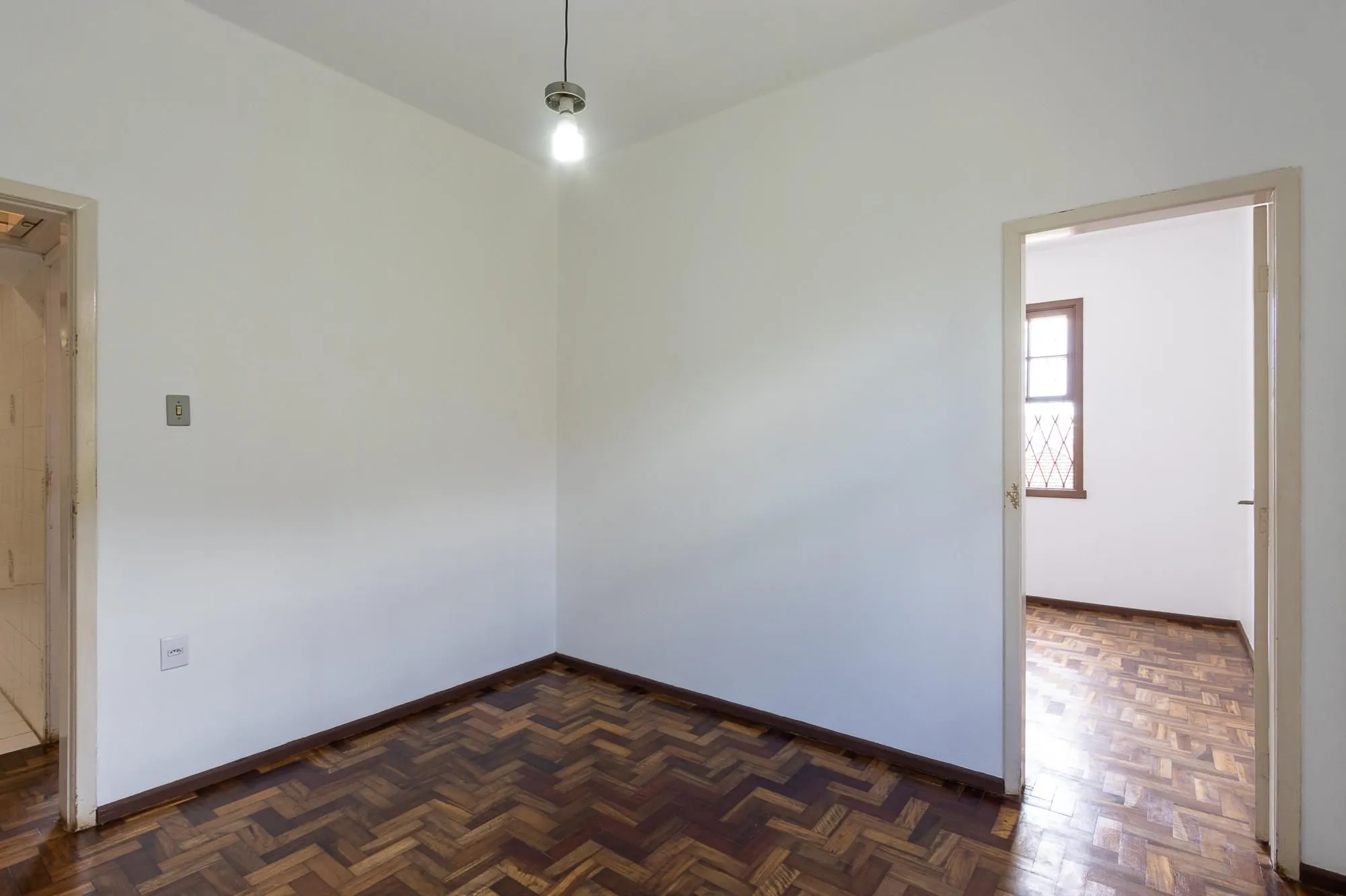 Imagem CASA 2 DORMITÓRIOS NO SANTA TEREZA