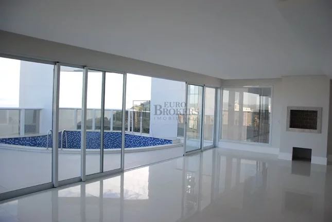 Imagem Cobertura duplex frente mar em Balneário Camboriú.