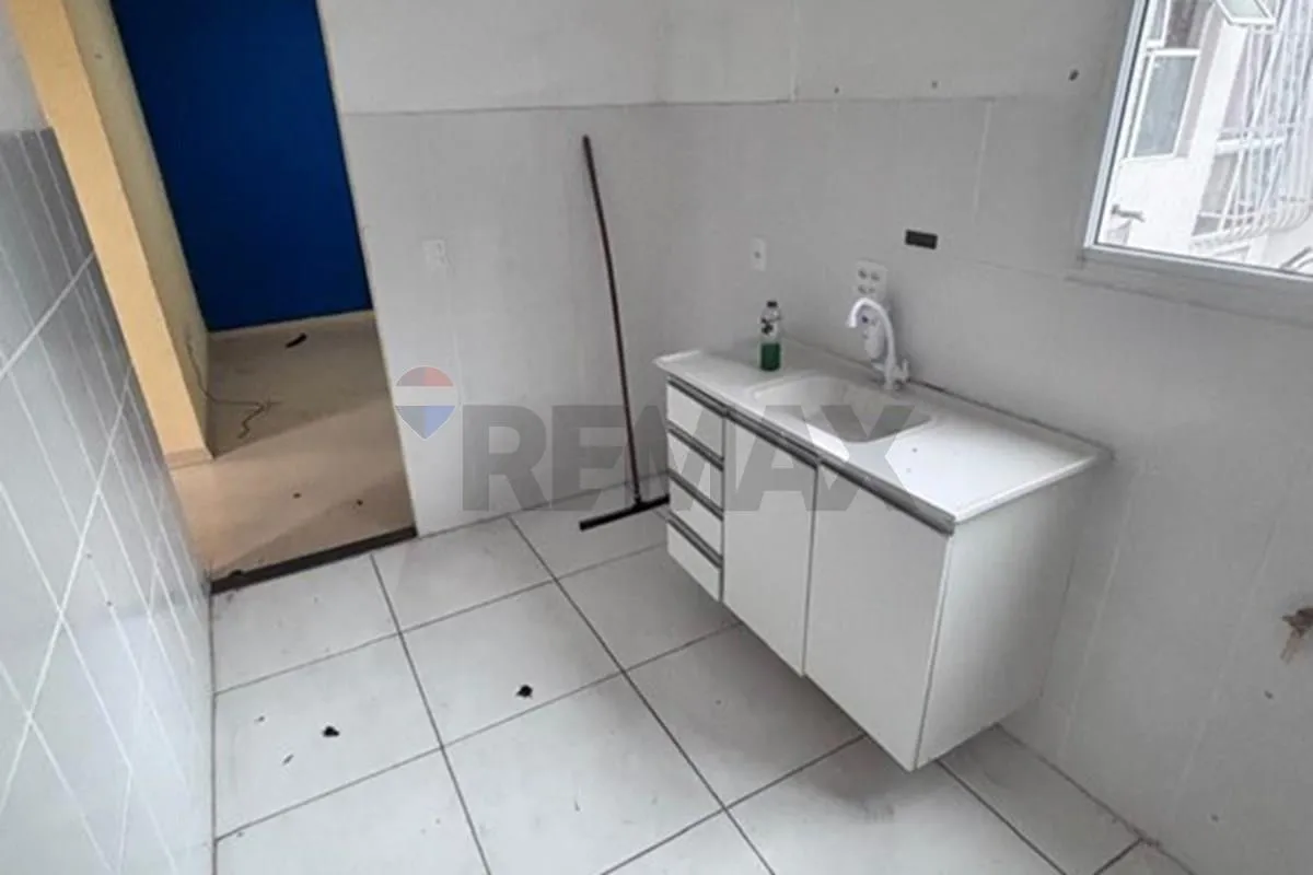 Imagem Apartamento com 2 quartos para venda em Paciência