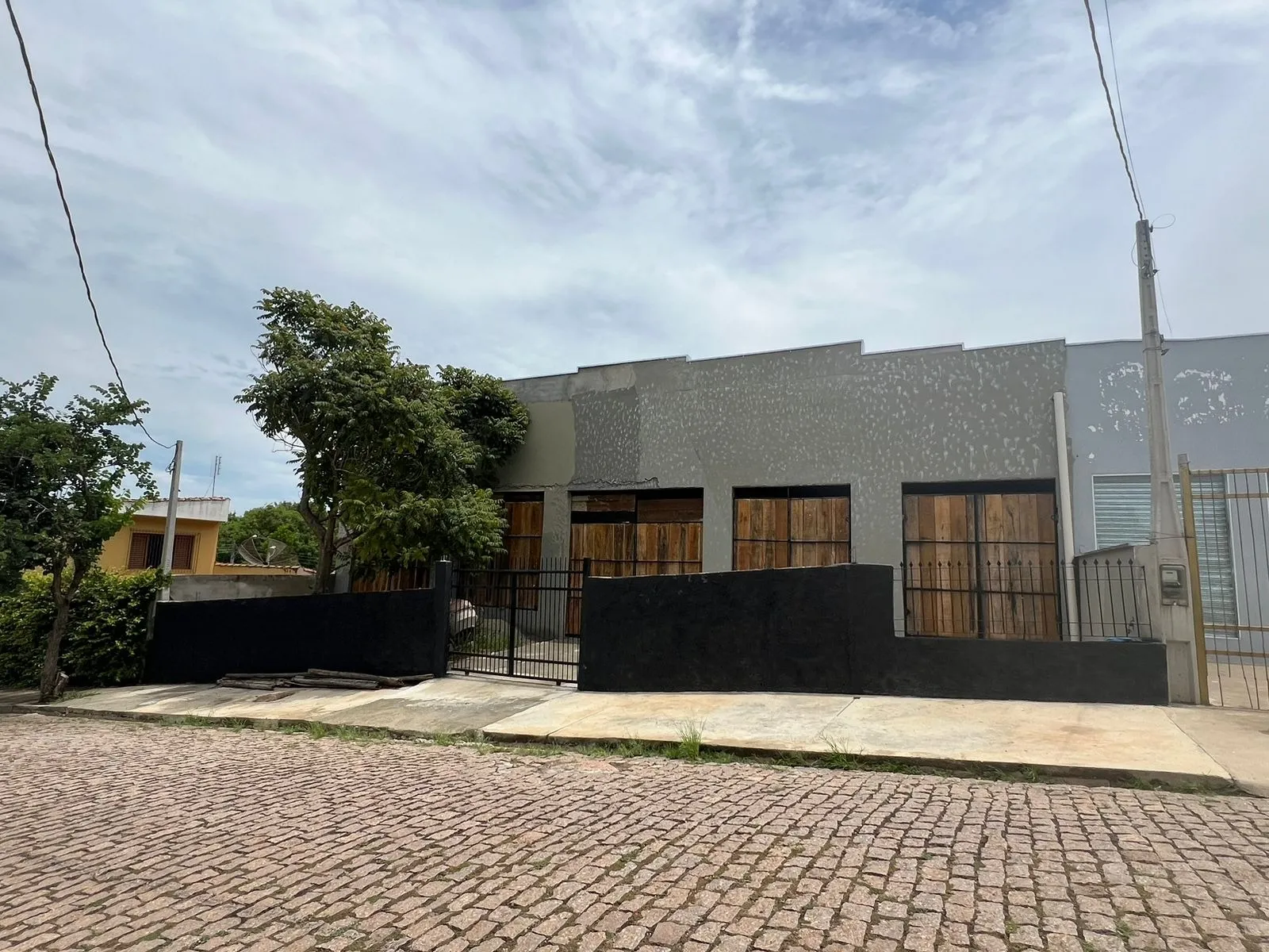 Imagem Salão comercial disponível para venda e locação