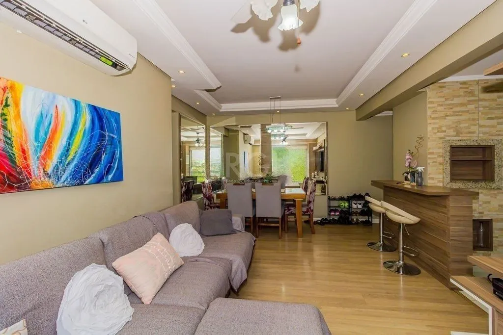Excelente apartamento de 79m² com 03 dormitórios e vaga dupla.