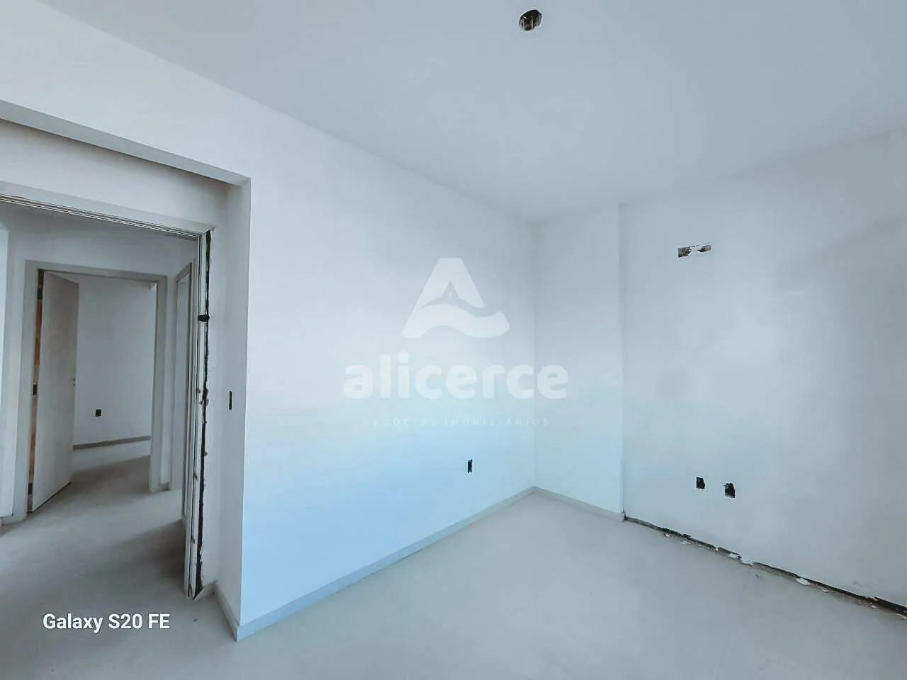 Imagem Seu novo lar no Nova Palhoça: 3 quartos, sacada c/ churrasqueira e área de lazer incrível!
