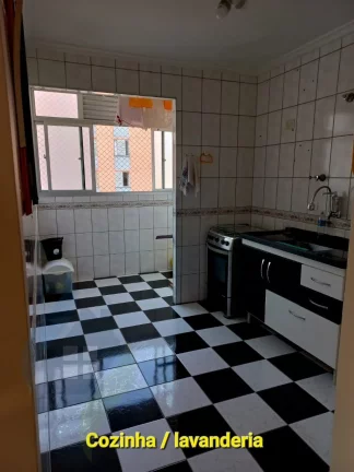 Imagem Apartamento de 2 dorms, 2 salas, 1 banheiro, 1 vaga com 54m² em Taboão, Diadema