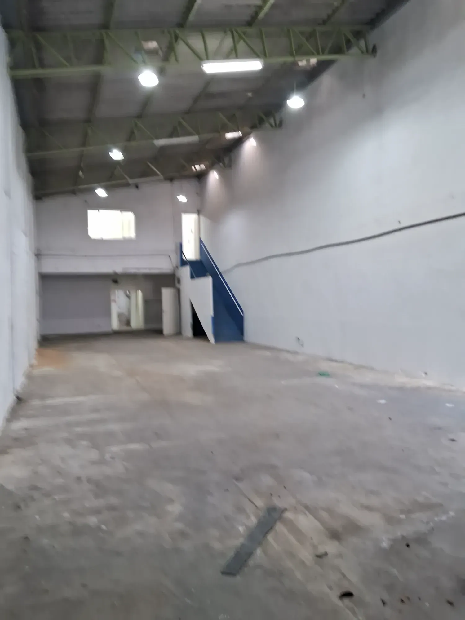 Imagem Galpão para Alugar, 242 m² em Vila Anastácio - São Paulo