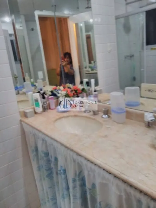 Imagem Apartamento com 3 dormitórios 1 suíte 2 vagas na Mooca.