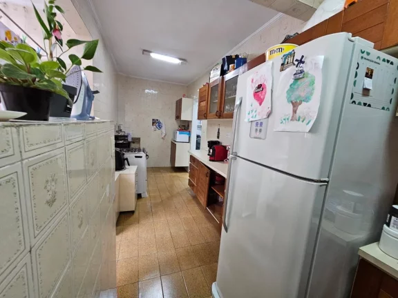 Imagem Apartamento Reformado de 2 Quartos na Quadra da Praia, ao lado Shopping Praiamar