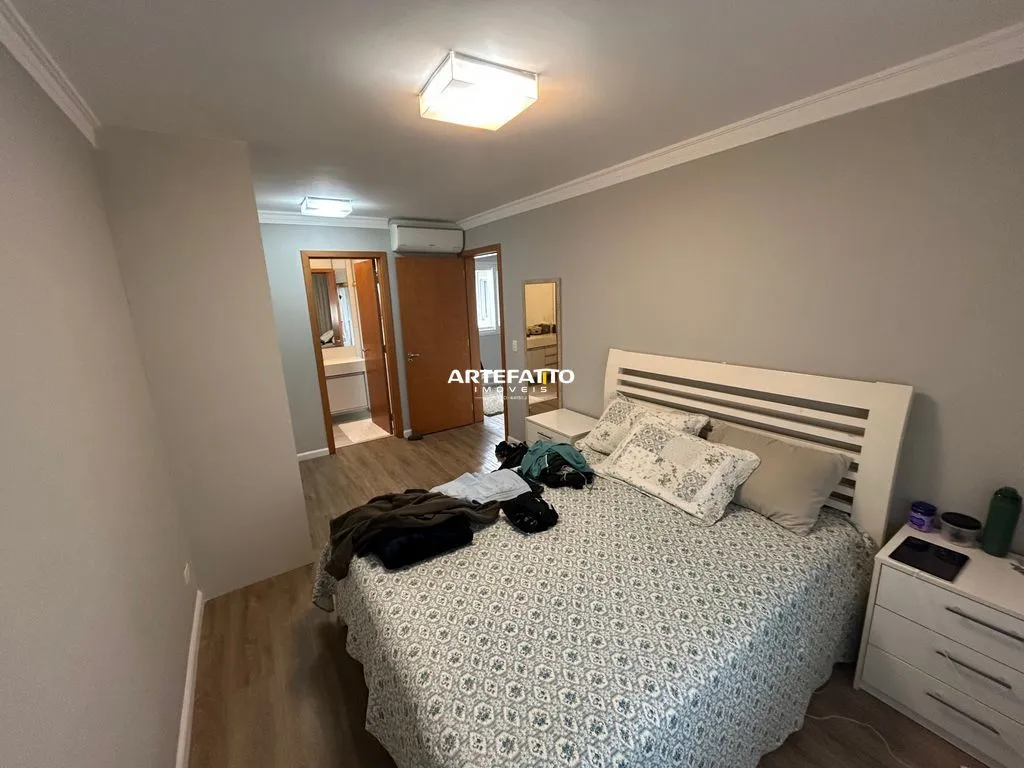 Imagem Casa em Condomínio 4 dormitórios, 4 vagas , linda , nova