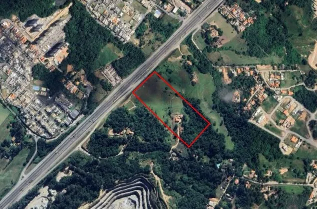 Imagem Área Comercial de 70.000m² à Venda com Frente para a Rodovia Raposo Tavares em Sorocaba