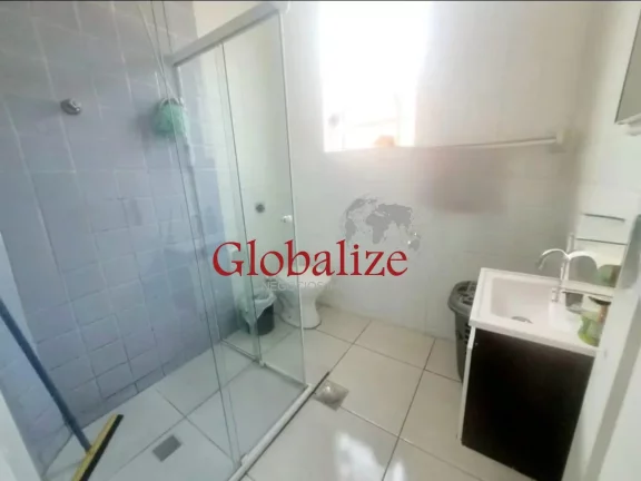 Imagem Casa com 78m², 2 quartos, 2 banheiros, quintal por R$320.000,00 na Vila Mathias em Santos