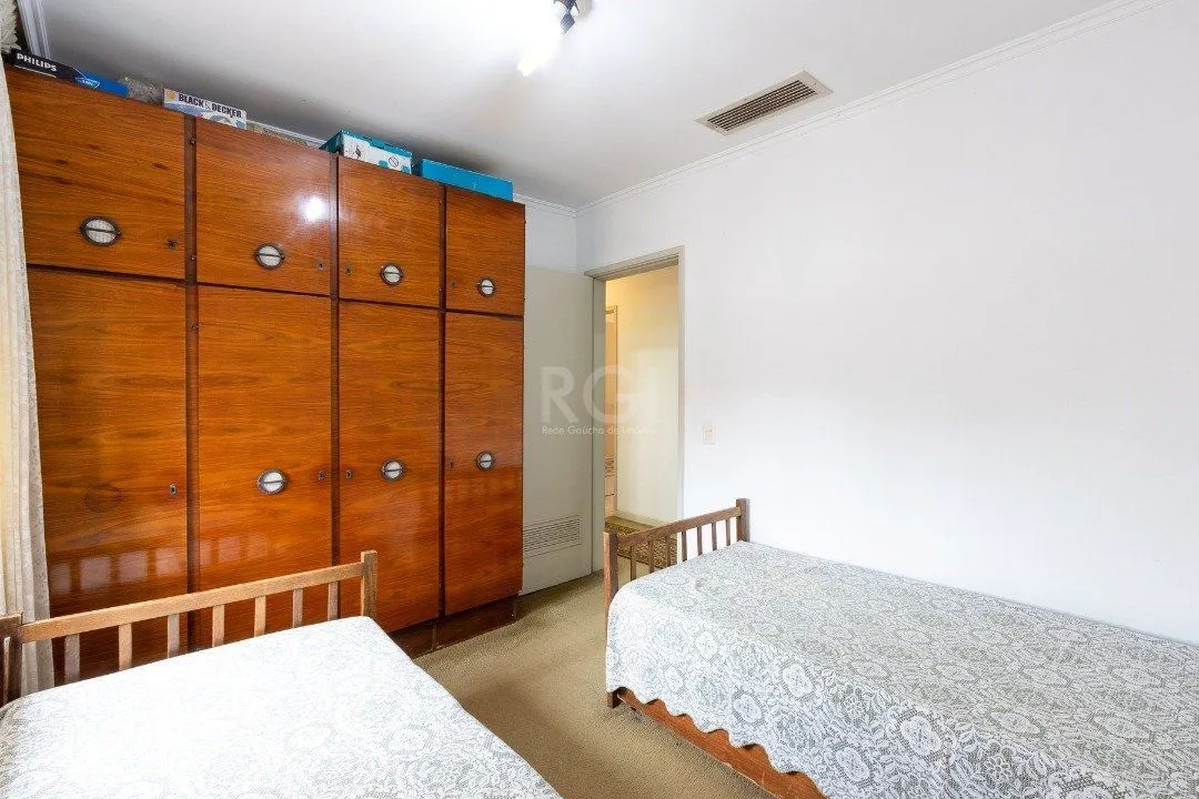 Imagem Casa para Venda - 280m², 4 dormitórios, sendo 1 suites, 3 vagas - Vila Assunção