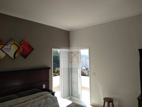Imagem Casa com 3 dormitórios à venda, 300 m² por R$ 1.480.000,00 - Pinheirinho - Itajubá/MG