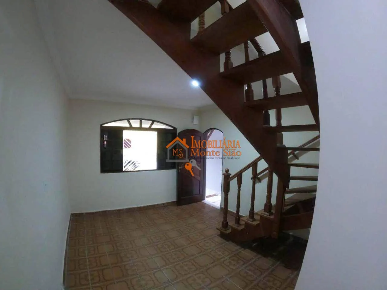 Imagem Sobrado com 2 dormitórios à venda, 100 m² por R$ 490.000,00 - Vila Carmela II - Guarulhos/SP