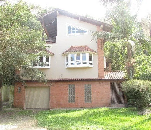 Imagem Casa em Belém Novo